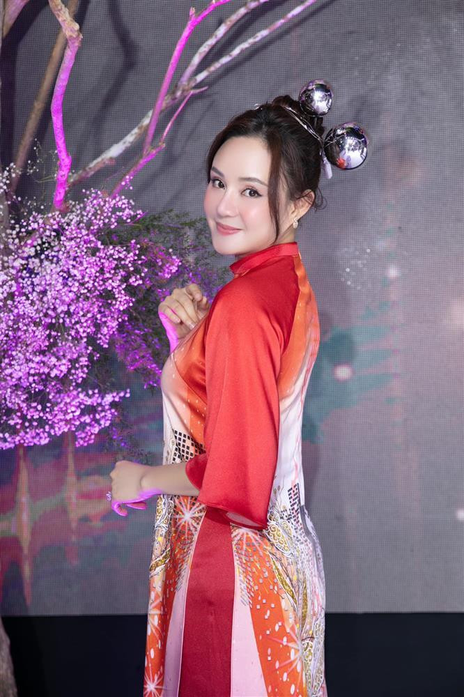 Vy Oanh noi gi truoc loi tru um som nhan qua bao vi 