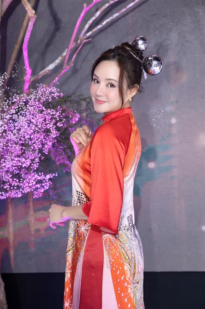 Vy Oanh noi gi truoc loi tru um som nhan qua bao vi 