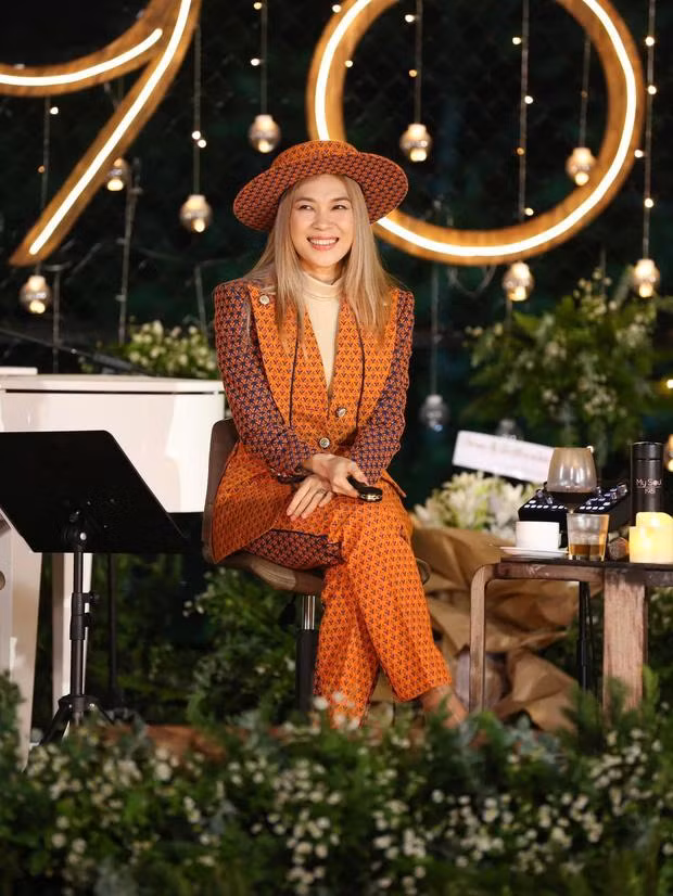 Tom tron canh Mai Tai Phen dam duoi xem My Tam hat-Hinh-6