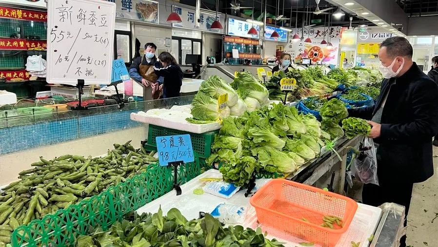 Ban bap cai dat cat co luc bung dich COVID-19, sieu thi bi phat 1,7 ty-Hinh-2