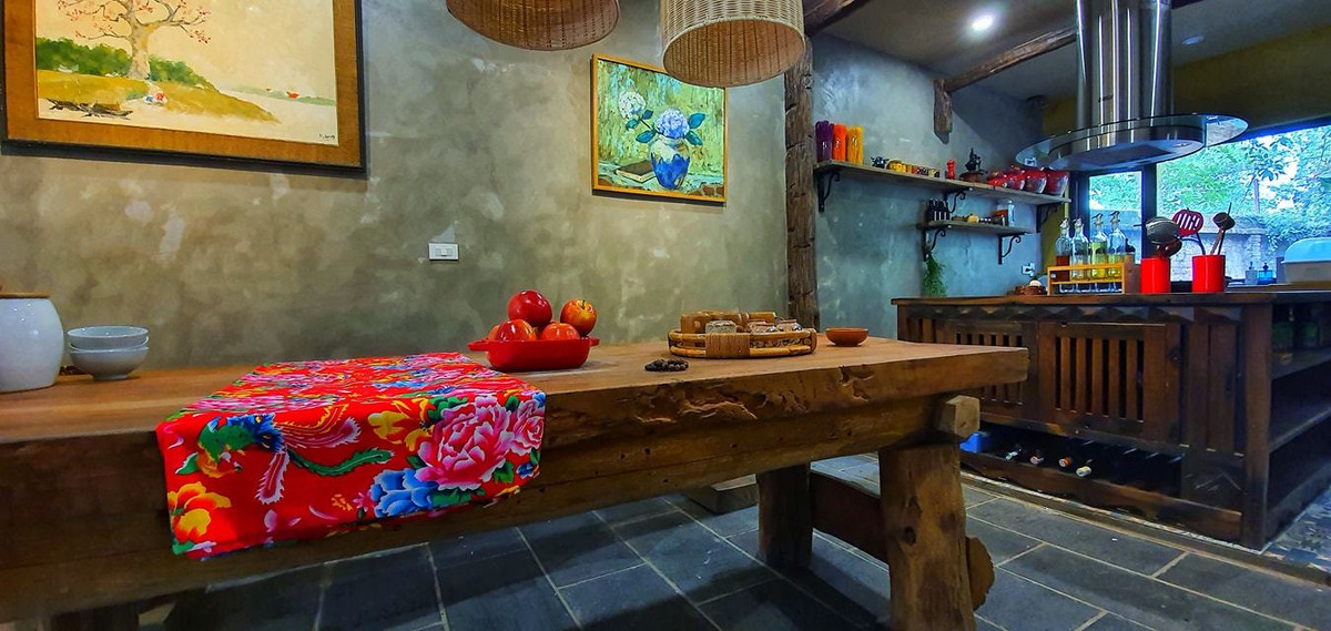 Ngôi nhà ‘thuận tự nhiên’ ở vùng núi Hòa Bình, nội thất làm từ đồ bỏ đi ảnh 8