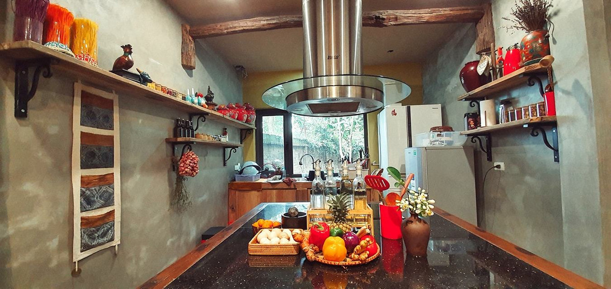 Ngôi nhà ‘thuận tự nhiên’ ở vùng núi Hòa Bình, nội thất làm từ đồ bỏ đi ảnh 13