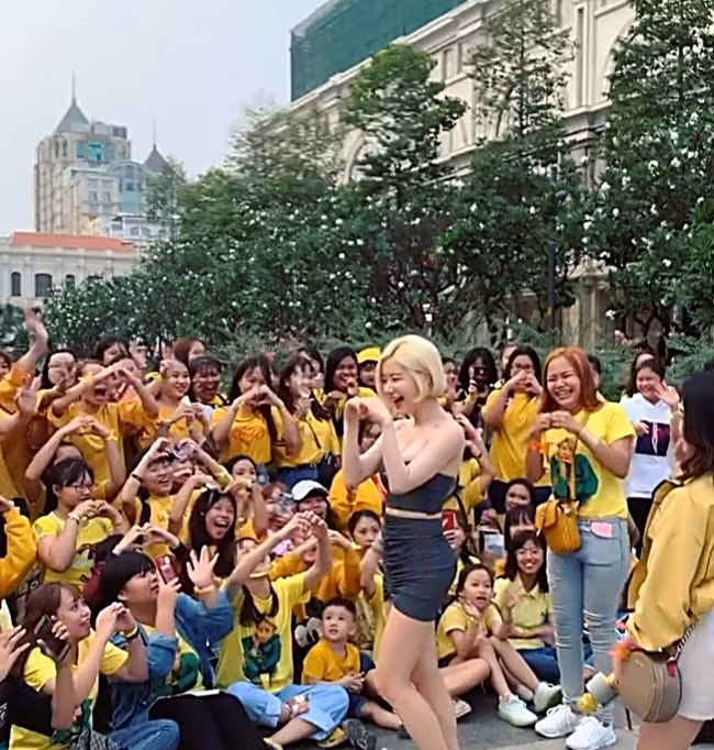 Việt Nam là địa điểm du lịch thu hút nhiều khách quốc tế trong đó có Hàn Quốc.