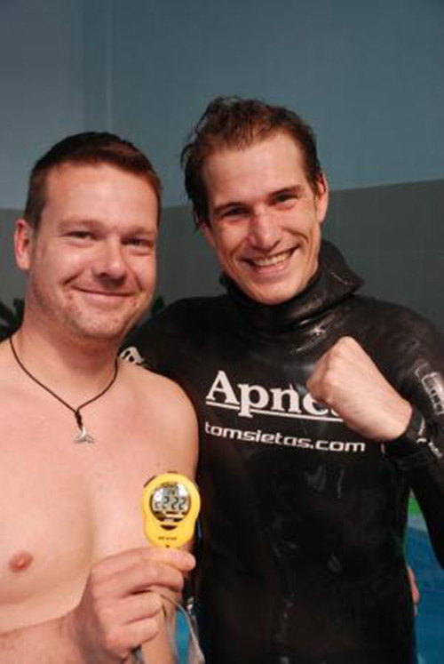 Nhung gioi han kho tin: Con nguoi co the nhin ngu bao lau?-Hinh-2