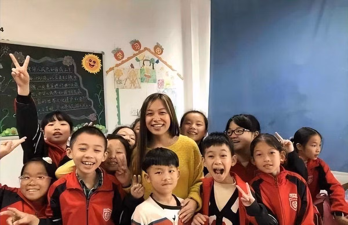 Co gai sang Trung Quoc tim bo me, ket qua ADN khien co bat khoc-Hinh-6