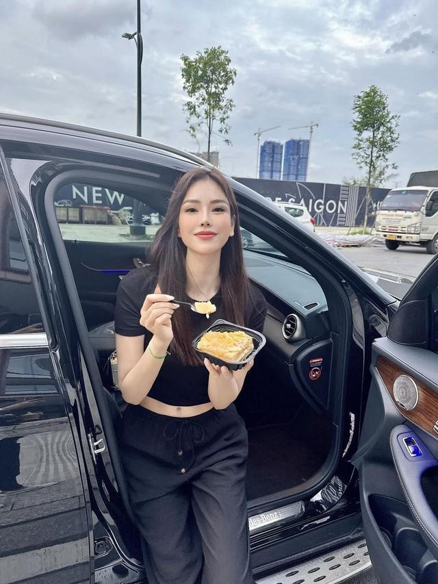 Con dâu tỷ phú Hoàng Kiều phản ứng gì tin bố chồng vỡ nợ? - Hình 2 Con dau ty phu Hoang Kieu phan ung gi tin bo chong vo no?-Hinh-2