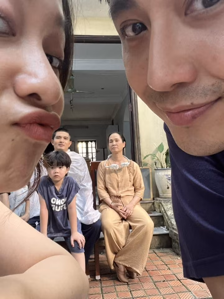 Thanh Son tung anh hau truong hai huoc canh Quang Su bi cao dau-Hinh-7