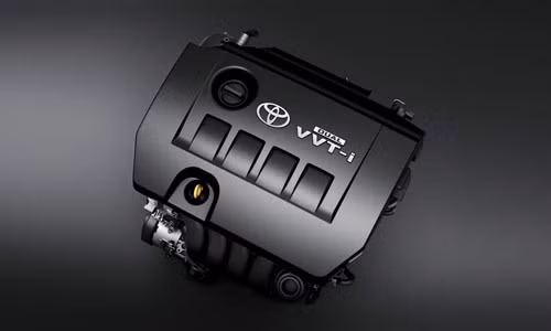 Với động cơ cải tiến 2ZR (trên phiên bản 1.8G) và 3ZR mới (trên phiên bản 2.0V) được trang bị hệ thống điều phối van biến thiên thông minh kép Dual VVT-i thể hện khả năng vận hành vượt trội, cho phép tăng tốc êm ái mà mạnh mẽ ở vòng tua-bin thấp, đồng thời giúp tiết kiệm nhiên liệu và giảm thiểu ô nhiễm môi trường.