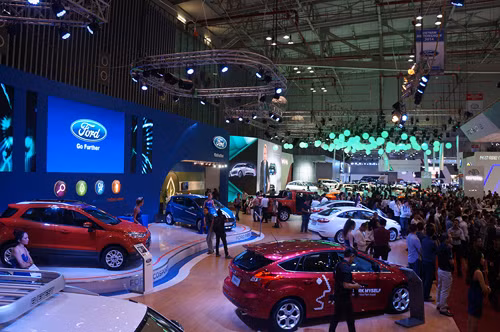 Gian hàng của Ford tại Vietnam Motor Show 2014 trưng bày toàn bộ dòng xe One Ford với công nghệ tiên tiến, tiết kiệm nhiên liệu và an toàn.