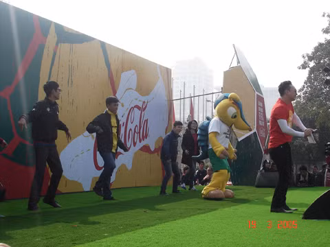 Dan Thu do xep hang dai dien kien Cup vang World Cup-Hinh-13