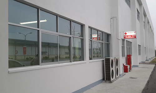 Cũng theo Honda Việt Nam, nhà máy này sẽ hoạt động theo hệ thống tiêu chuẩn quản lý chất lượng ISO 9001 và tiêu chuẩn quản lý môi trường ISO 14001. Trong ảnh là Trạm Y tế trực 24/24.