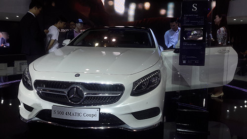 95 là số lượng tinh thể pha lê Swarovski trên chiếc S 500 4MATIC Coupe, bao gồm 47 tinh thể trên mỗi cụm đèn trước và 1 tinh thể trên bảng điều khiển trung tâm. Thời gian tăng tốc từ 0-100 km/h của S 500 4MATIC Coupe là 4,6 giây.