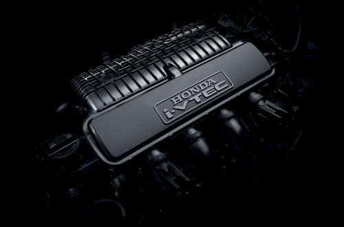 Honda City mới sử dụng động cơ 16 van 4 xi-lanh 1.5L SOHC i-VTEC sản sinh công suất cực đại 88 kW/6600rpm và mô-men xoắn cực đại 145 Nm/4600rpm, mang lại khả năng vận hành và hiệu suất tiêu thụ nhiên liệu tối ưu trong phân khúc.