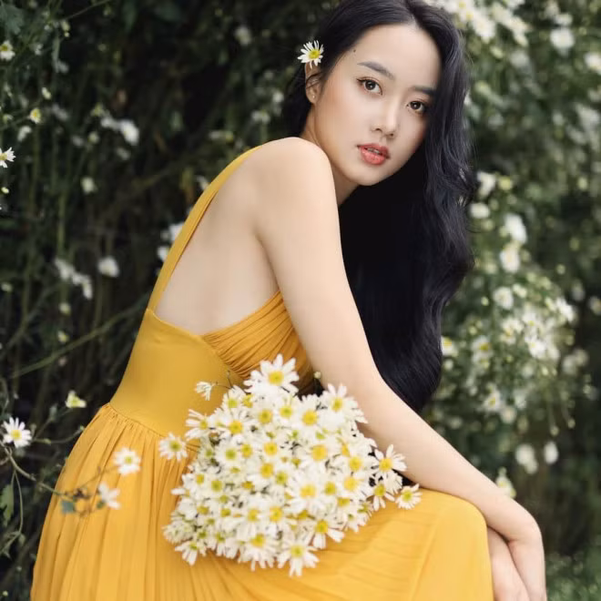 Miss World Vietnam 2022: Nhan sắc nổi bật của Người đẹp được yêu thích nhất - Hình 6 Miss World Vietnam 2022: Nhan sac noi bat cua Nguoi dep duoc yeu thich nhat-Hinh-6