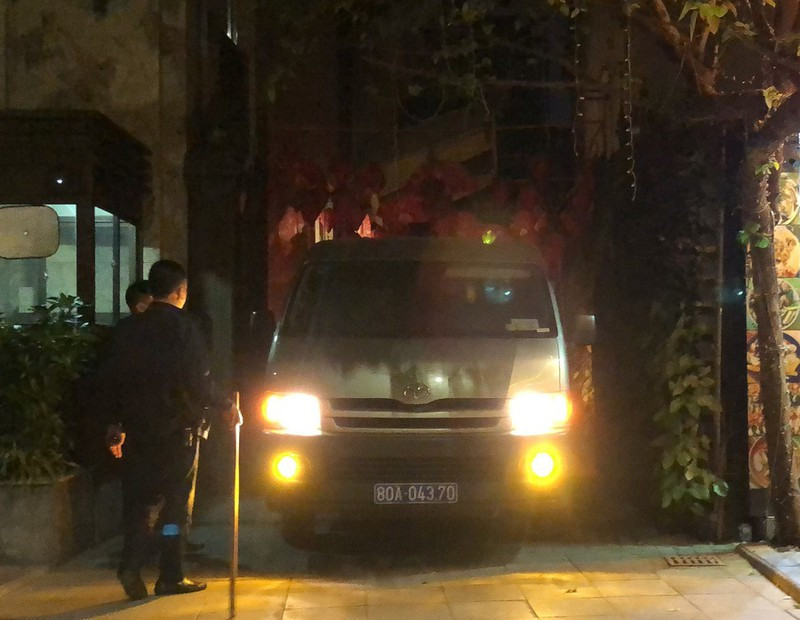 Gần 7 tiếng khám xét tại trụ sở Tập đoàn Tân Hoàng Minh - Hình 3 Gan 7 tieng kham xet tai tru so Tap doan Tan Hoang Minh-Hinh-3