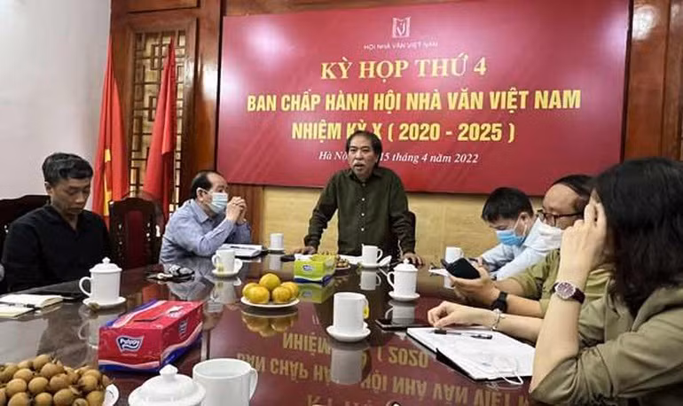 Ong Luong Ngoc An thoi giu chuc Pho Tong bien tap bao Van nghe