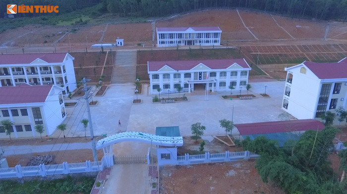 Vu Hieu truong bot xen khau phan an cua hoc sinh: Luat su noi du can cu khoi to-Hinh-2