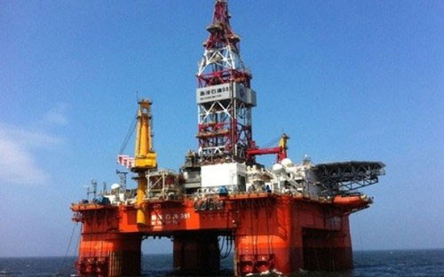 Vụ đặt giàn khoan HD981 vào vùng hải phận Việt Nam ở Biển Đông là động thái khiêu khích mới nhất của Trung Quốc, khiến cuộc tranh chấp lãnh thổ càng thêm trầm trọng.