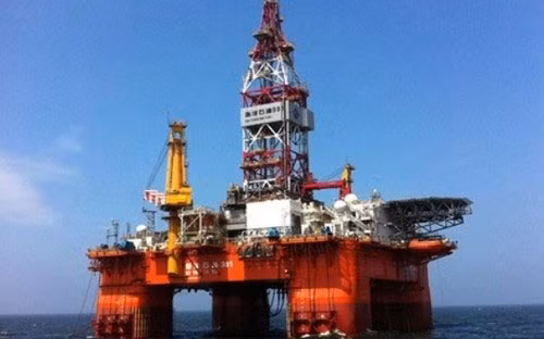 Vụ đặt giàn khoan HD981 vào vùng hải phận Việt Nam ở Biển Đông là động thái khiêu khích mới nhất của Trung Quốc, khiến cuộc tranh chấp lãnh thổ càng thêm trầm trọng.