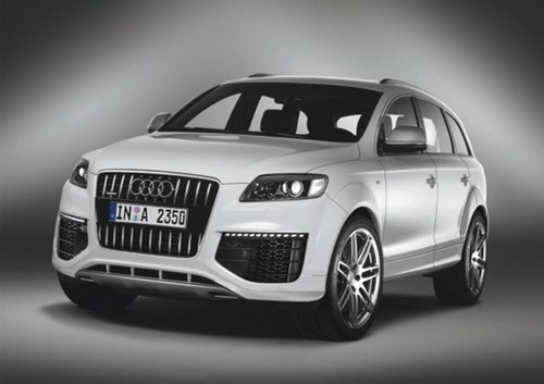 Audi Q7 V12 TDI SUV trắng dành cho những chuyến du lịch ngắn ngày của Messi.