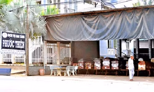 Trại hòm Phước Thiện, khu Cầu Xéo, thị trấn Long Thành.