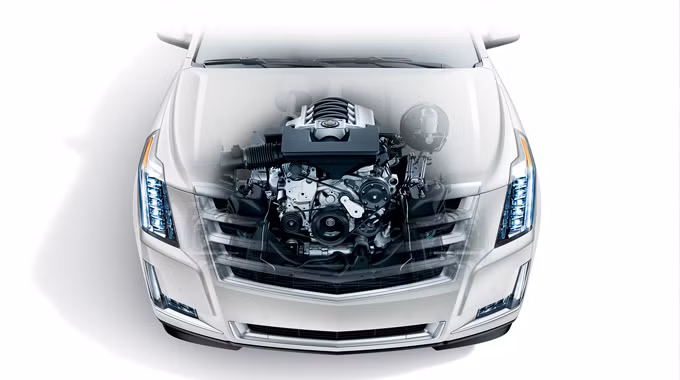 Xe trang bị động cơ V8 6,2 lít công suất 420 mã lực và mô-men xoắn 460 lb-ft truyền động thông qua hộp số tự động 8 cấp mới.