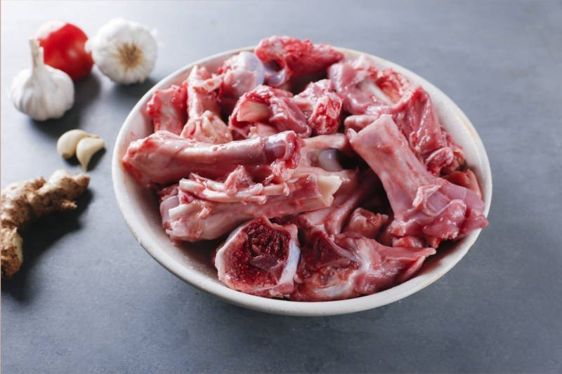 Mẹo chọn mua xương lợn tươi ngon, người bán cũng phải nể phục Meo chon mua xuong lon tuoi ngon, nguoi ban cung phai ne phuc