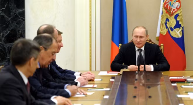 Tổng thống Putin trong cuộc họp hôm 25/2.