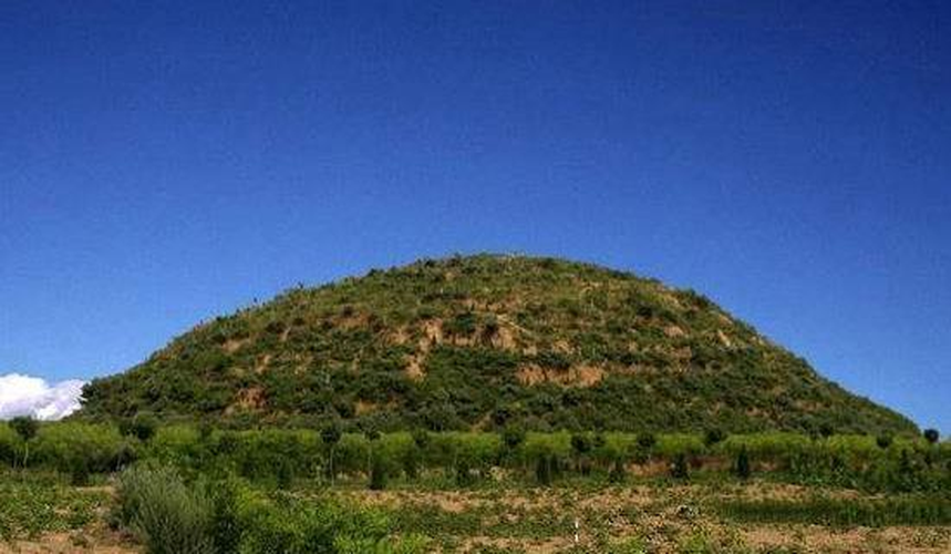 Ngọn đồi ở thôn Đại Hà Khẩu (Sơn Tây, Trung Quốc) liên tục rung chuyển ban đêm từ năm 2007, khiến dân làng hoang mang.(Ảnh: kknews)