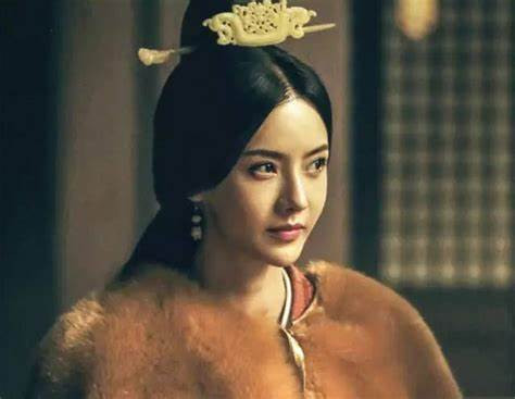 Nguoi nao la con dau Vien Thieu, sau lai la con dau Tao Thao?