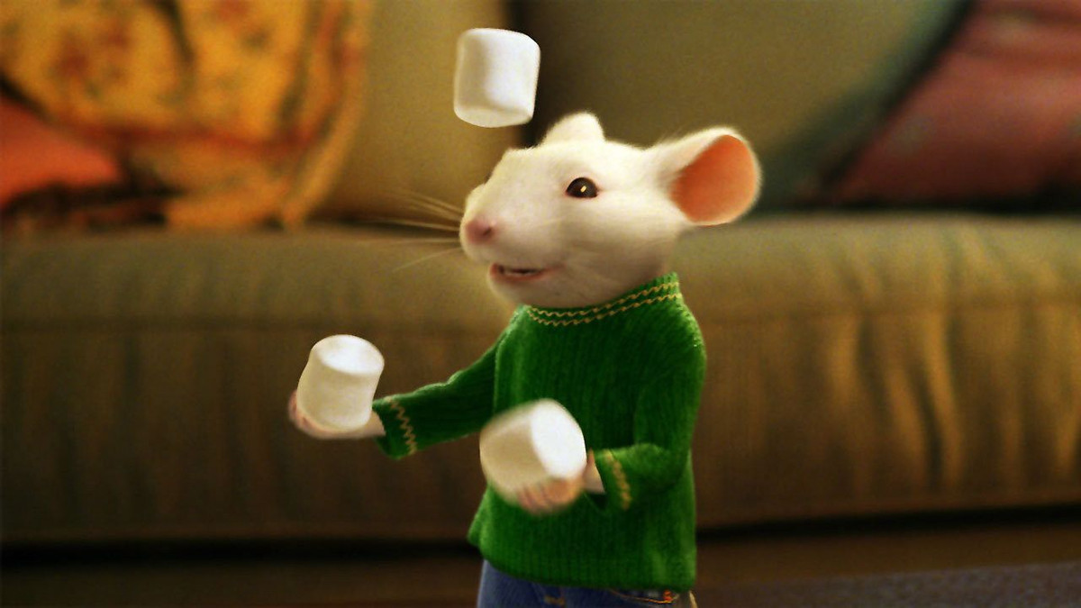 Năm 1999, bộ phim Stuart Little ra mắt công chúng. Với sự kết hợp giữa những cảnh quay với các diễn viên thật và kỹ thuật vẽ hoạt họa trên máy tính, Stuart Little đã được đón nhận nồng nhiệt và ghi danh lịch sử với doanh thu khổng lồ.