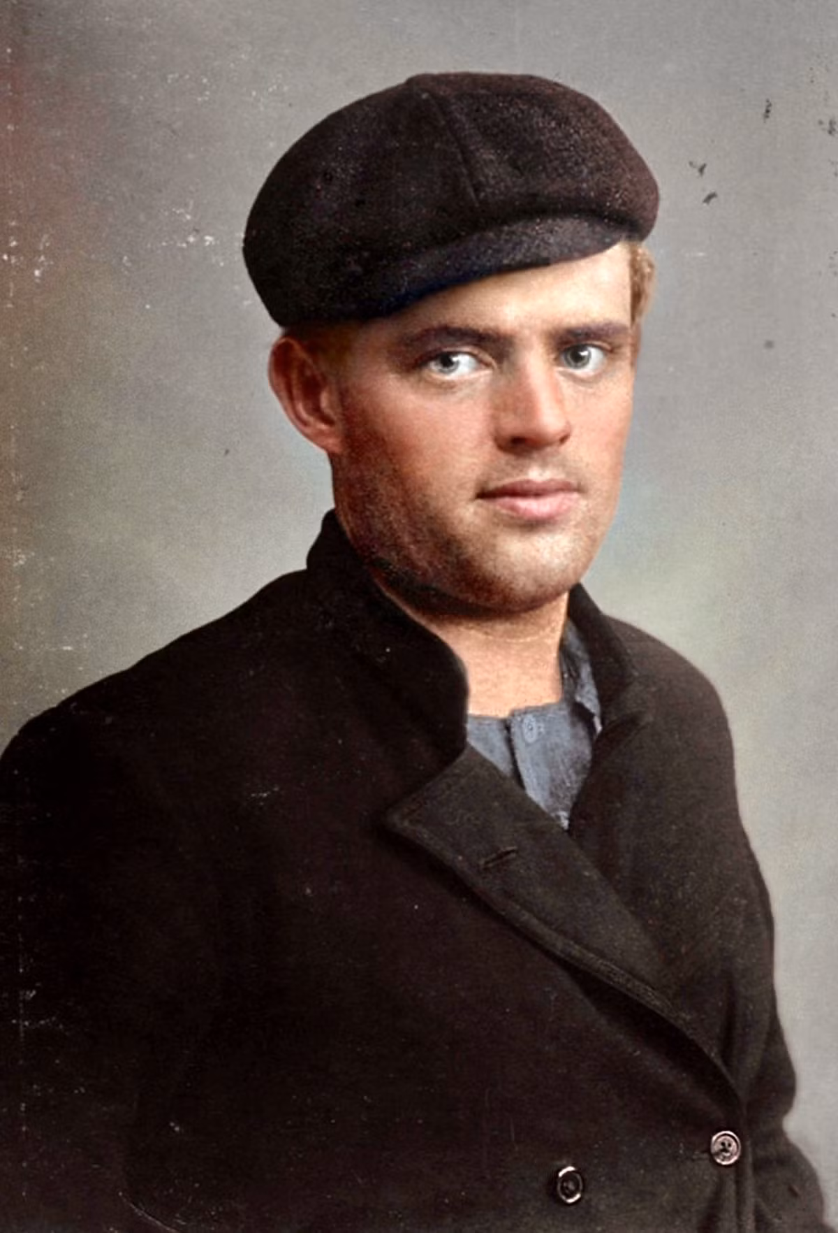 Jack London (Bính Tý, 1876 -1916) là nhà văn nổi tiếng người Mỹ, tác giả Tiếng gọi nơi hoang dã, Gót sắt, Martin Eden, Tình yêu cuộc sống... Ông là một người tiên phong của thể loại tạp chí thương mại đang thịnh hành lúc bấy giờ, ông là một trong những người Mỹ đầu tiên thành công về mặt tài chính từ nghề viết văn.