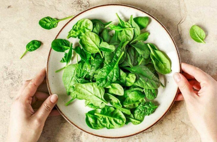 Thiếu máu lấy ngay 2 loại rau này xào, da hồng, mắt sáng Thieu mau lay ngay 2 loai rau nay xao, da hong, mat sang