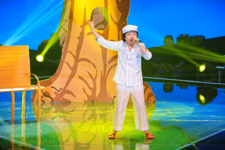 Nguyễn Hoàng Anh.