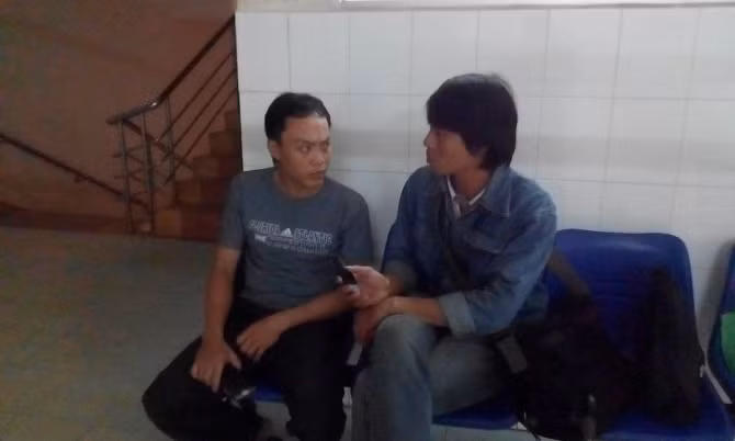 Anh Tố trao đổi với PV về việc ông bà ngoại bé Ngân đòi quản lý tiền.