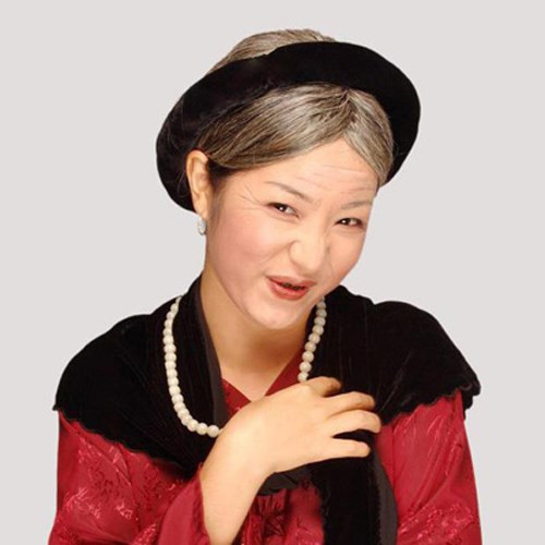 Thuy Nga trai long noi kho sau dang quang A hau-Hinh-2