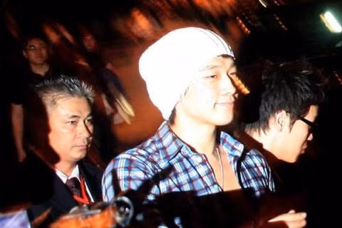 Bảo vệ cho Bi-Rain.