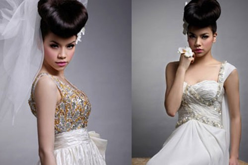 Sóng gió nối tiếp sóng gió. Cùng trong thời điểm ấy, đám cưới năm 16 tuổi của Hồ Ngọc Hà bị phanh phui một lần nữa gây rúng động. Theo những thông tin được tiết lộ, cô dâu Hồ Ngọc Hà phải cưới chạy vì mang bầu và người chồng của mỹ nhân này là con một đại gia ở Hà thành. Tuy nhiên, sau này Hồ Ngọc Hà đã phủ nhận thông tin mang bầu. Cô cũng đính chính đám cưới diễn ra khi cô 17 tuổi.