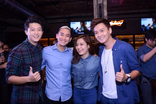 Đặc biệt, để đưa "Chàng trai năm ấy" đến gần hơn với các khán giả trẻ và đặc biệt là tri ân các thầy cô giáo nhân dịp bộ phim được phát hành vào dịp kỷ niệm ngày Nhà giáo Việt Nam 20/11, ekip thực hiện sẽ chu du đến khắp các trường THPT và đại học tại TPHCM cùng tour diễn “Chàng trai năm ấy – CAMPUS TOUR”.