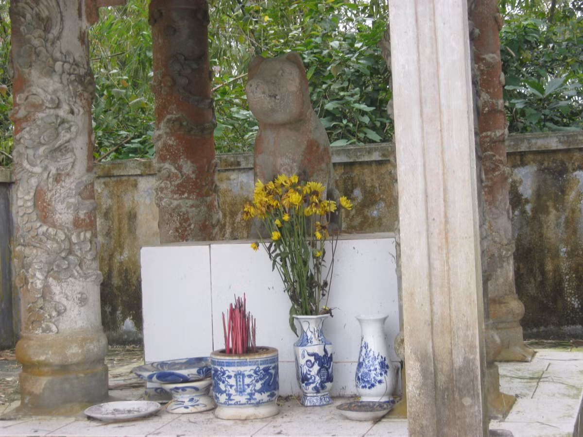 Tượng Thiên Cẩu Thần.