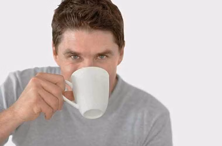 Mỗi ngày dùng một tách cà phê có thể giúp đàn ông mắc ung thư tuyến tiền liệt giảm hơn 50% nguy cơ tái phát hoặc tiến triển bệnh.