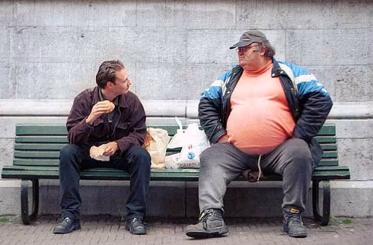 Đàn ông ngoài 50 có lượng testosterone - kích thích tố sinh dục nam cao, đặc biệt là những người bị béo phì thì nguy cơ bị ung tư tuyến tiền liệt cao.