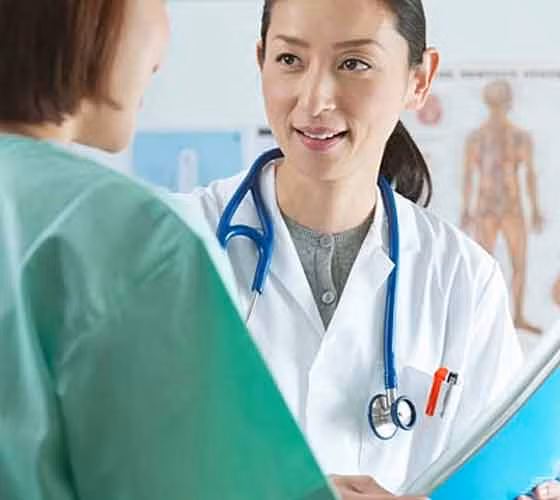 Một công cụ công nghệ cao tốt hơn. Có một phiên bản mới - chụp nhũ ảnh kỹ thuật số 3D, được gọi là tomosynthesis kỹ thuật số vú, có thể phát hiện bệnh ung thư xâm lấn hơn so với tiền thân 2-D của nó. Kỹ thuật mới này tạo ra một hình ảnh hoàn thiện hơn, đặc biệt đối với phụ nữ có mô vú dày.