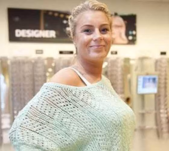 Mặc dù rất hiếm khi xảy ra nhưng trường hợp của Jessica làm nổi bật tầm quan trọng của việc kiểm tra mắt thường xuyên. Hãy đến các bác sĩ nhãn khoa để được kiểm tra và phát hiện bệnh khi bạn có vấn đề về tầm nhìn hay bị nhức đầu.