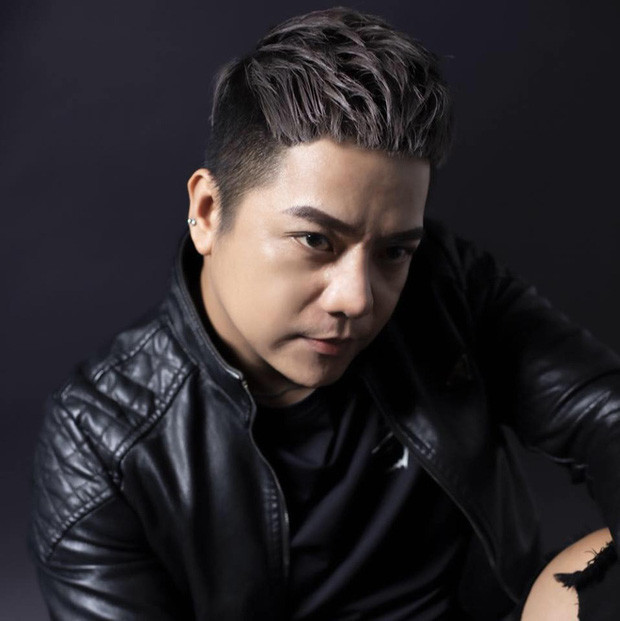 Xot xa khi nam ca si Viet 38 tuoi qua doi tren xe cap cuu vi bao benh