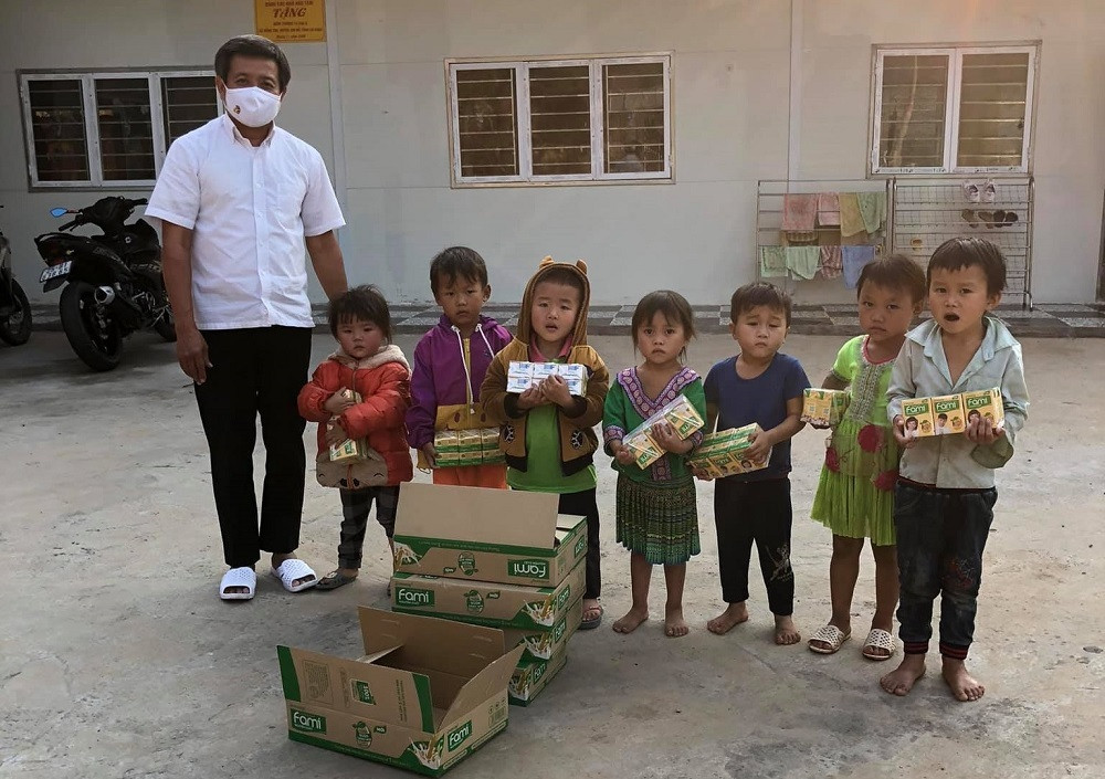 Ong Doan Ngoc Hai huy di chuc 3 ty