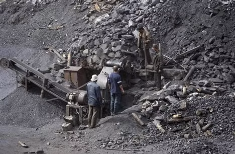 7. Nổ bụi than và ga ở khu Benxihu Colliery, thành phố Liêu Ninh, Trung Quốc làm 1.549 người thiệt mạng, trong đó có 31 người Nhật Bản. Vụ việc xảy ra vào ngày 26/4/1942 và là một trong những thảm họa chết người kinh hoàng trong lịch sử ngành than. Đa số những người chết đều do ngộ độc khí CO2. Ảnh minh họa.