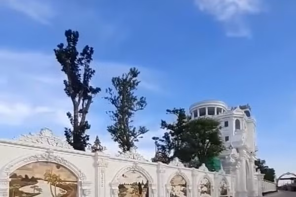 Cặp biệt thự hàng chục triệu đô và thú chơi sang của đại gia Phát “Dầu” ảnh 10