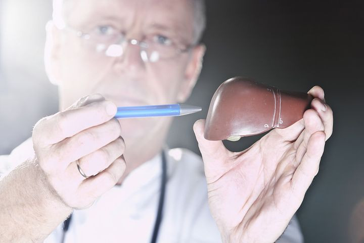 Khong an kieng can nang van giam, canh bao benh hiem ngheo