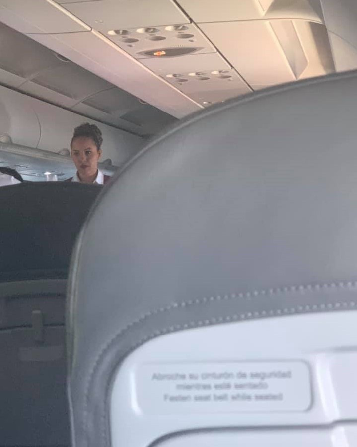 Co gai Viet bi hang bay Mexico ghe lanh vi dich COVID-19-Hinh-3